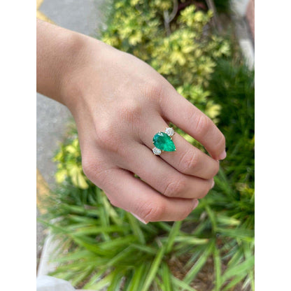 Antique Pear Cut Emerald Engagement Ring, Unique Natural Emerald and Diamond Engagement Ring, Minimalist Emerald Statement Ring Promise Ring