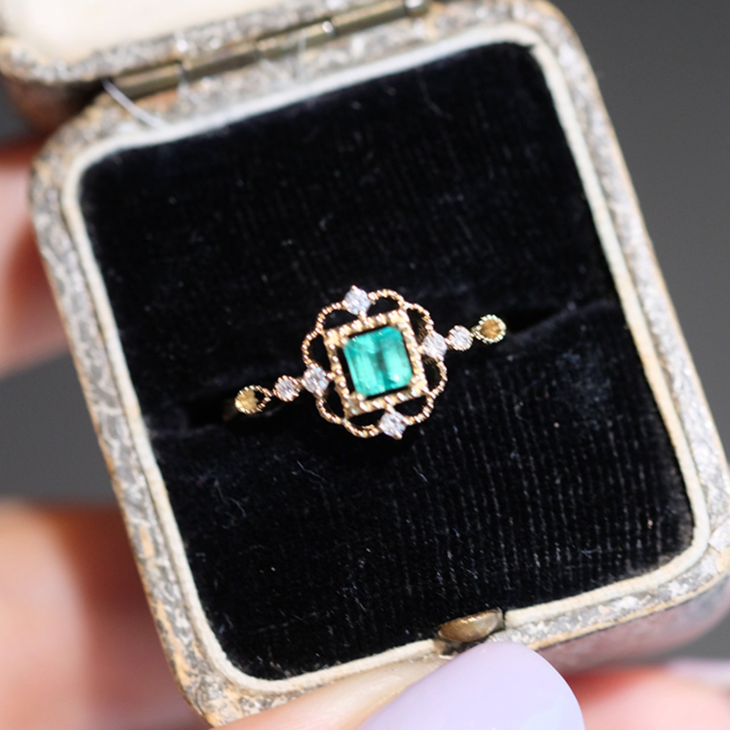 Antique Emerald Statement Ring, Vintage Emerald Wedding Ring, Art Deco Emerald Diamond Engagement Ring, Natural Emerald Diamond Promise Ring