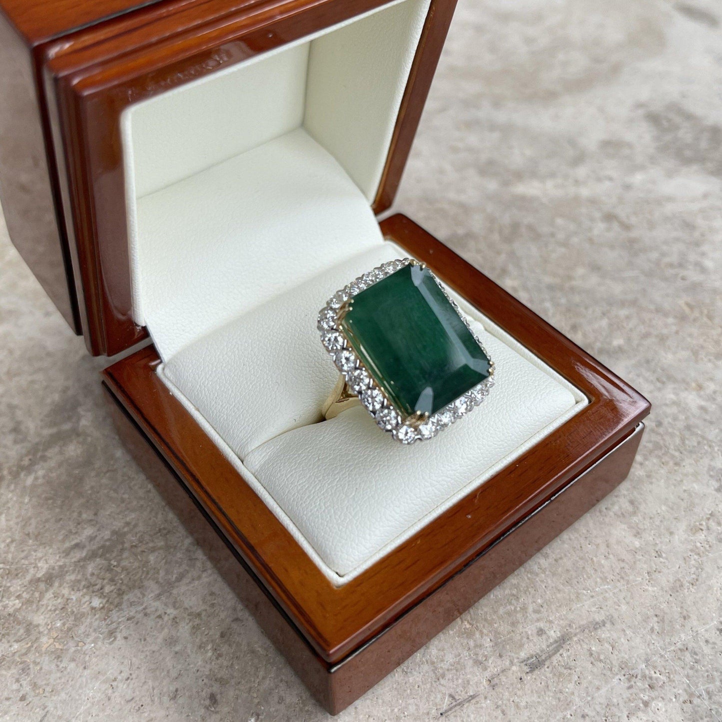 Art Deco 8 Carat Natural Emerald Engagement Ring, Antique Emerald and Diamond Engagement Ring Vintage Halo Diamond Wedding Ring Promise Ring