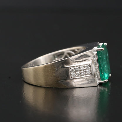 Antique Emerald Wedding Band, Art Deco Emerald Engagement Band, Vintage Diamond Statement Band For Her, Natural Emerald Gold Promise Band