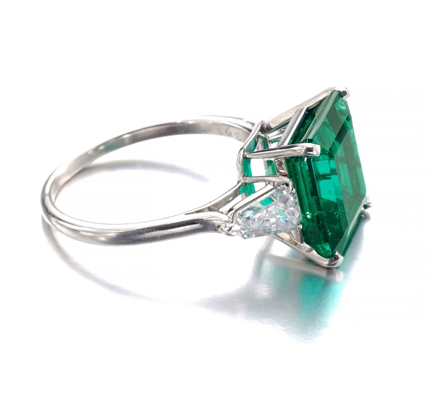 Certified Emerald Engagement Ring, 18K Gold Emerald and Diamond Statement Ring for her, Emerald Gold Ring Natural Emerald Wedding Ring