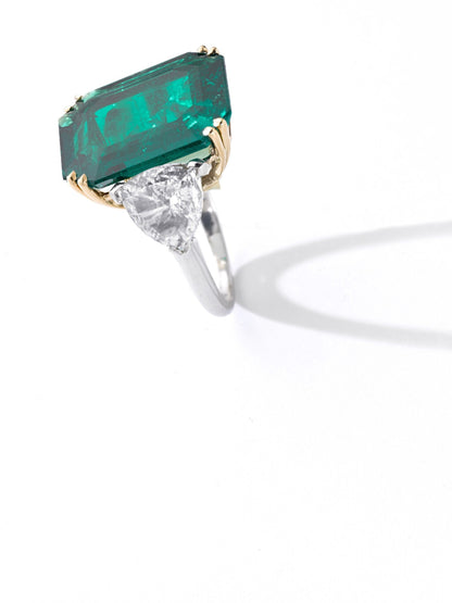 Minimalist 5 CT Natural Emerald Engagement Ring, Unique AAA Certified Emerald Engagement Ring, Antique Statement Ring, Emerald and Diamond