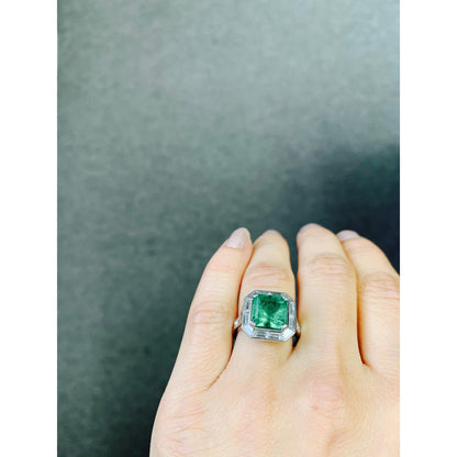 Antique Natural Emerald Engagement Ring, 18K Gold Halo Natural Emerald and Diamond Wedding Ring, Vintage Emerald Statement Ring Gift for her