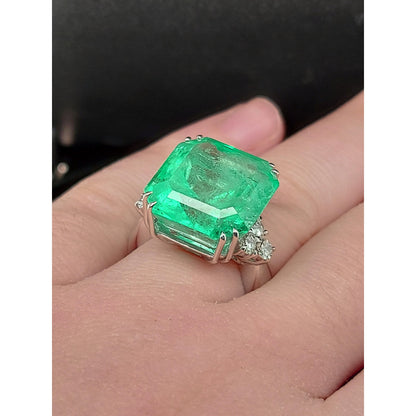 Minimalist 6 Carat Natural Emerald Engagement Ring, Vintage Big Natural Emerald Emerald Statement Ring Unique Certified Emerald Wedding Ring