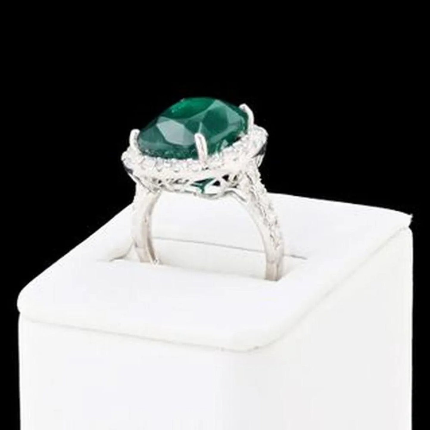 Antique Emerald and Diamond Engagement Ring, Halo Emerald Statement Ring for her, Art Deco Emerald Gold Ring Natural Emerald Wedding Ring