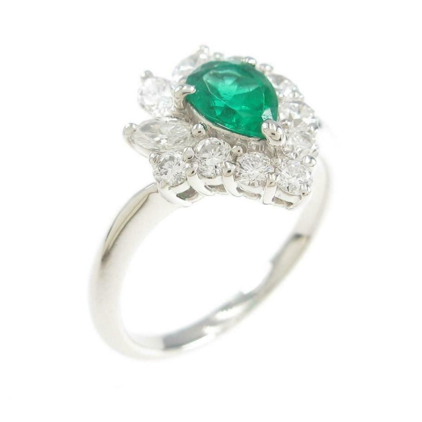 Antique Emerald and Diamond Engagement Ring, Natural Emerald Wedding Ring, Statement Ring for her, Emerald Gold Ring, Emerald Wedding Ring