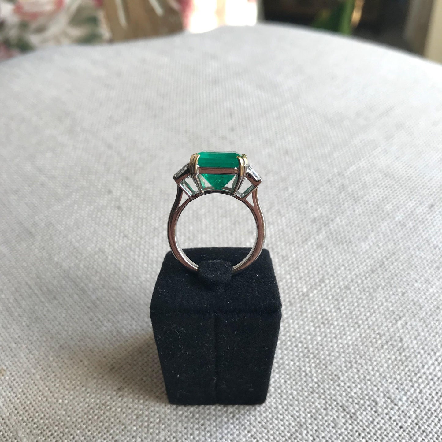 Anillo de compromiso antiguo con esmeralda de 4 quilates, anillo minimalista de oro con esmeralda, anillo de bodas con esmeralda natural y diamantes para ella, anillo llamativo con esmeralda