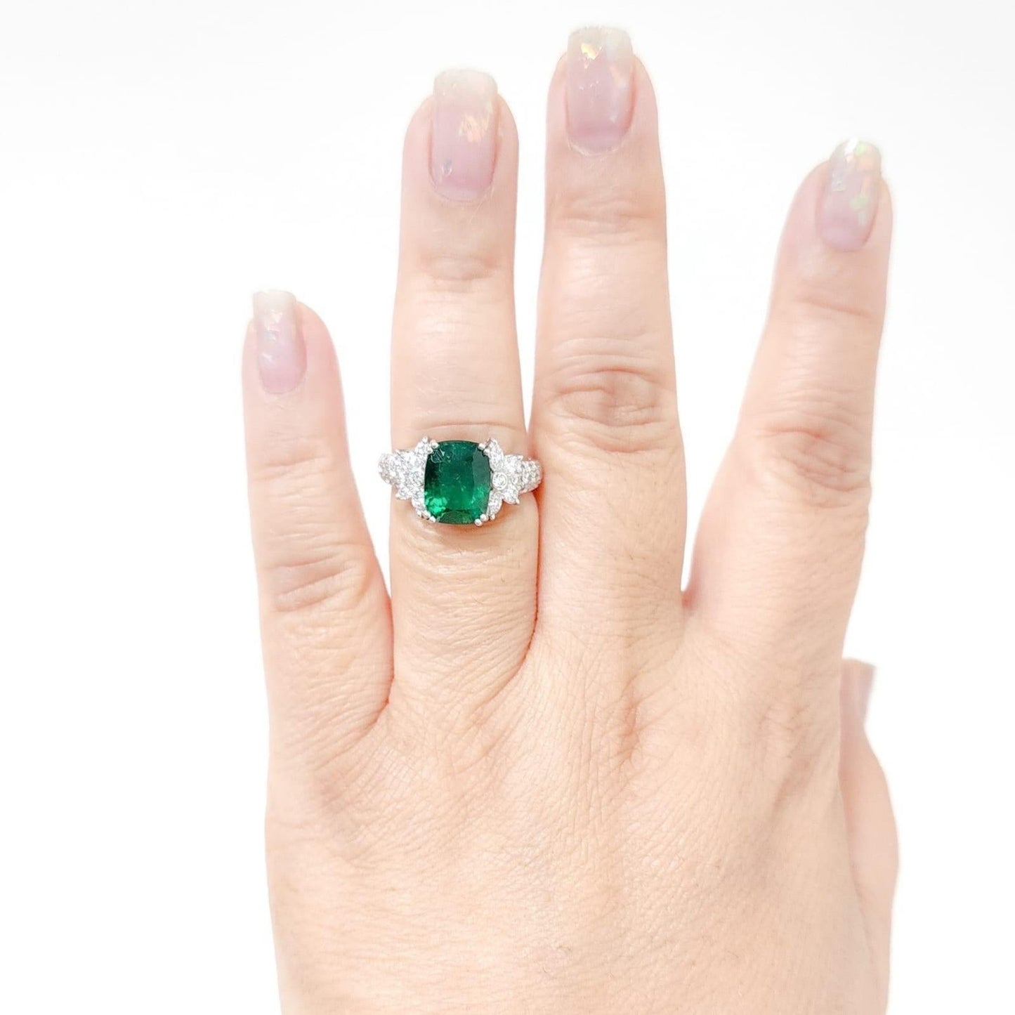 Antique Cushion Cut Natural Emerald Statement Ring, Vintage Emerald Gold Ring Art Deco Emerald and Diamond Engagement Ring Halo Wedding Ring