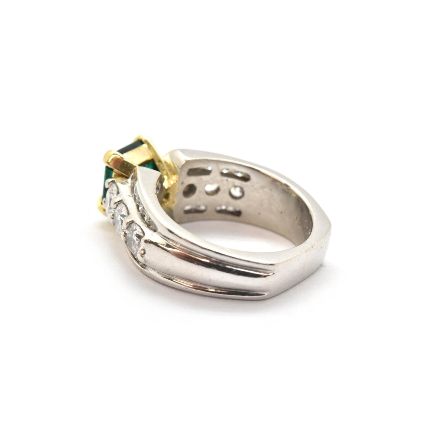 Anillo minimalista con esmeralda natural y diamantes, alianza de boda de eternidad única de oro de 14 quilates con esmeralda y diamantes, anillo llamativo