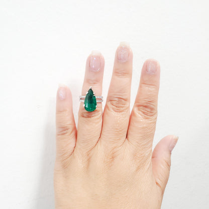 Antique Pear Cut Emerald Statement Ring, Unique Emerald Gold Ring Natural Emerald and Diamond Engagement Ring, Halo Emerald Wedding Ring