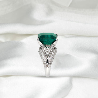 Large Emerald Engagement Ring, 7.25 CT Green Emerald Diamond Wedding Ring, Unique Natural Emerald and Diamond Statement Ring, May Birthstone