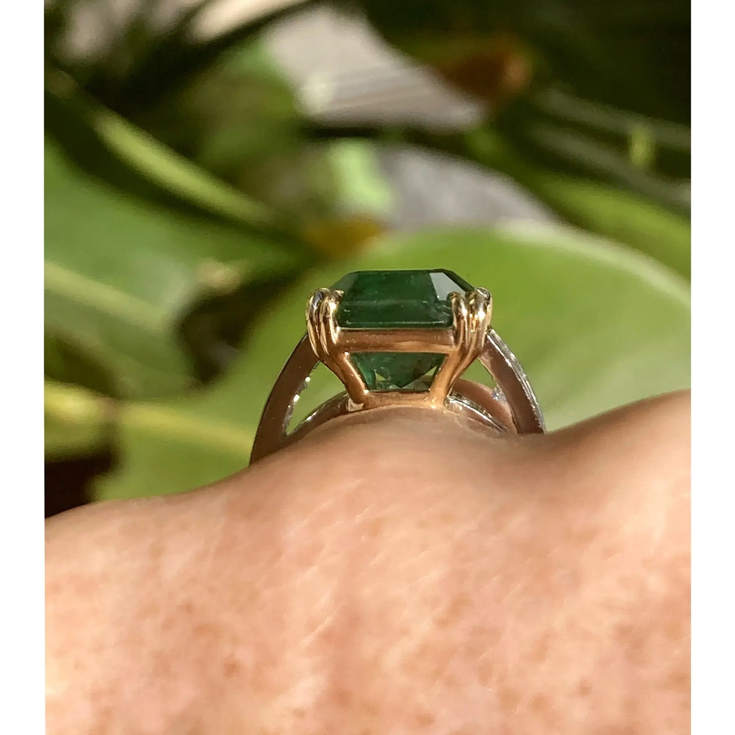 5 Carat Natural Emerald Engagement Ring, Minimalist Emerald and Diamond Statement Ring, Antique Emerald Wedding Ring, Emerald Gold Ring