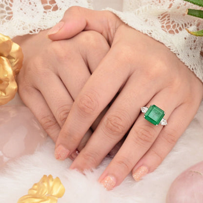 Anillo de compromiso minimalista con esmeralda natural, anillo de bodas exclusivo con esmeralda y diamantes de talla esmeralda, anillo llamativo para ella